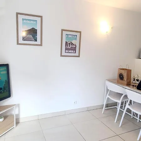 T2 Centre Ile Rousse LʼÎle-Rousse